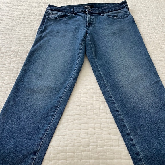 J BRAND SIZE 30 - Picture 2 of 2
